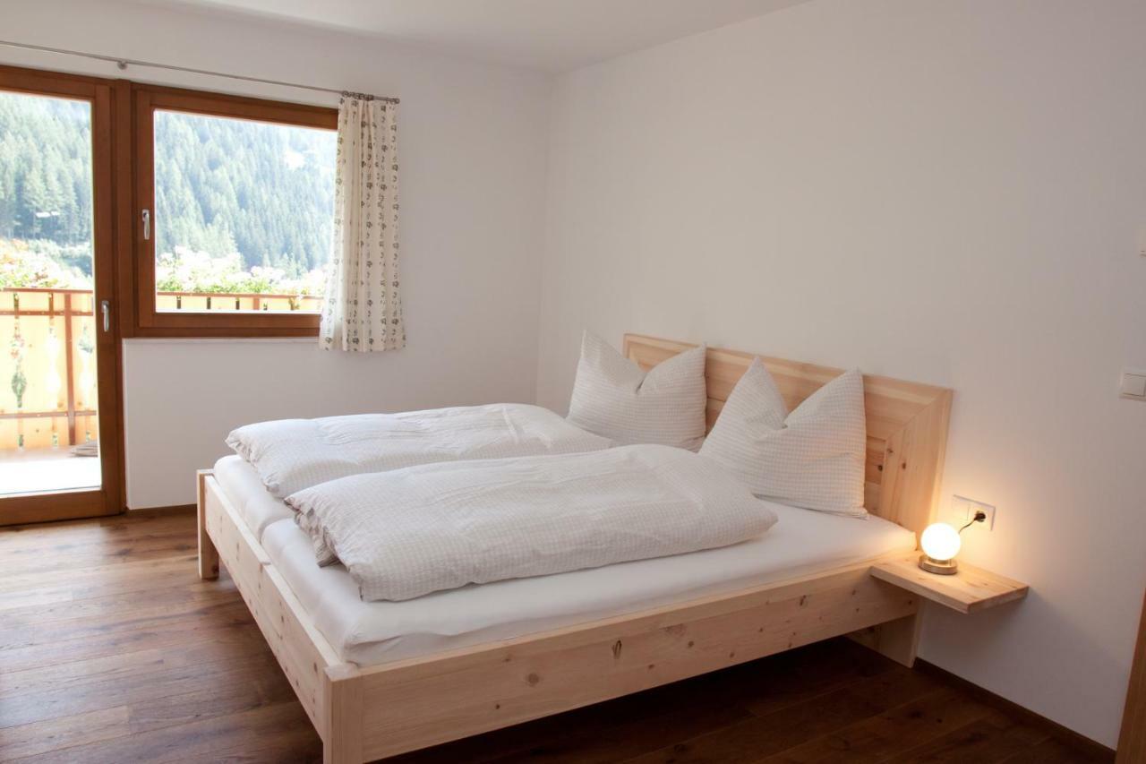 Schweinsteghof Urlaub Auf Dem Bauernhof Apartment Sarentino Ngoại thất bức ảnh