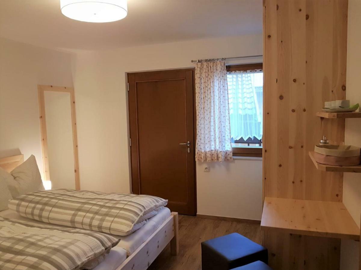 Schweinsteghof Urlaub Auf Dem Bauernhof Apartment Sarentino Ngoại thất bức ảnh
