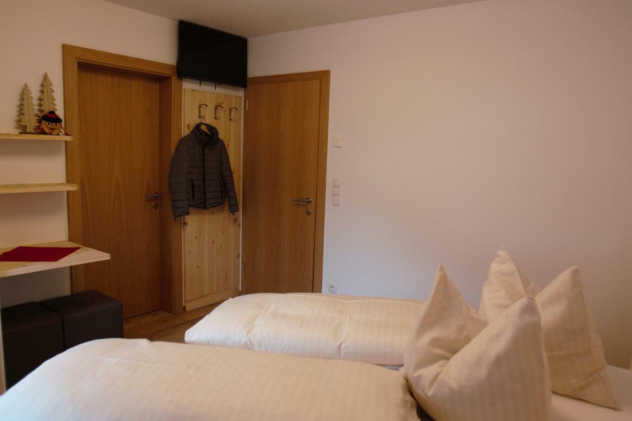 Schweinsteghof Urlaub Auf Dem Bauernhof Apartment Sarentino Ngoại thất bức ảnh